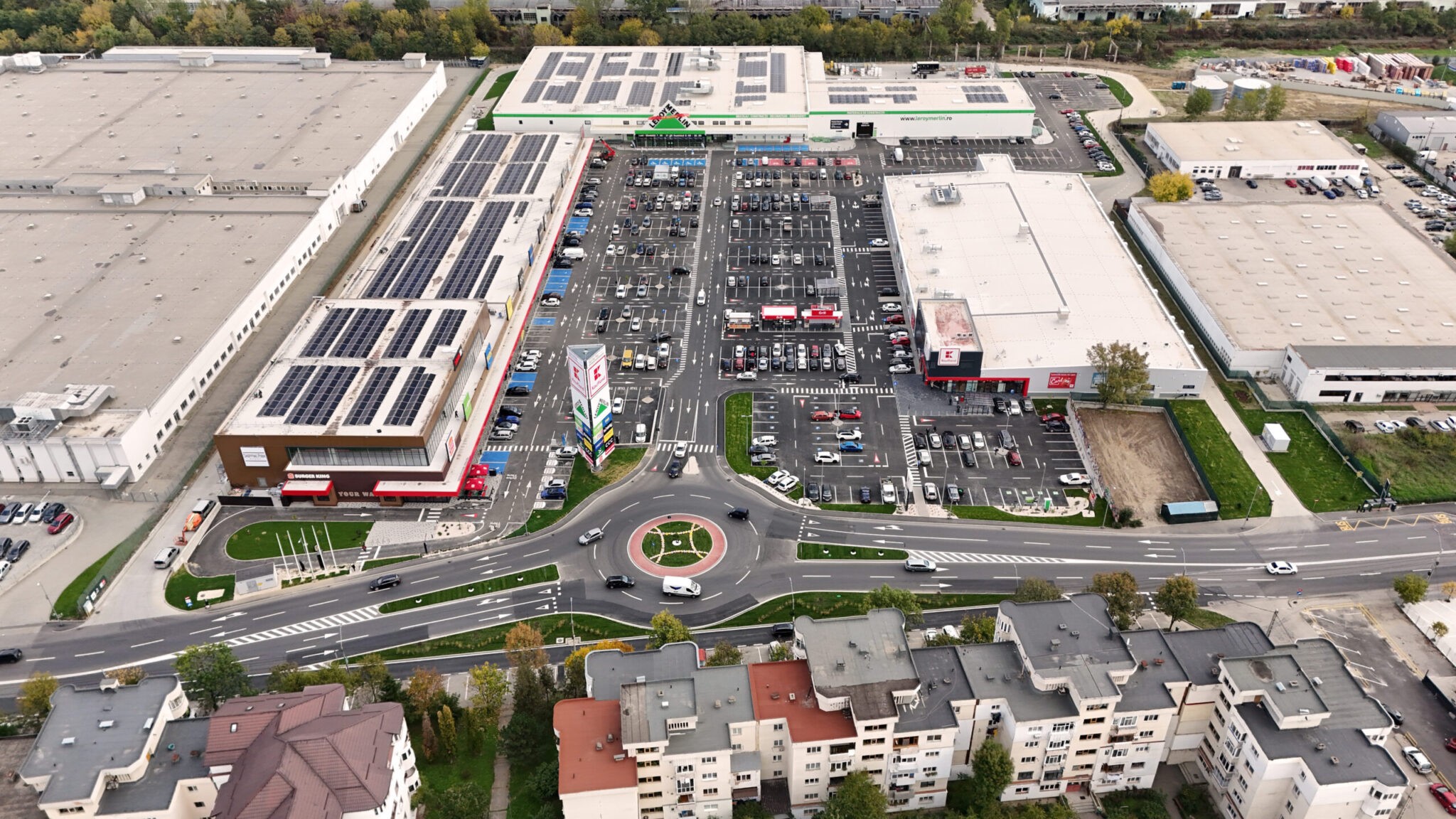 Large Food Retailer + Commercial Galleries, Pitești, Argeș County (Urban Planning)