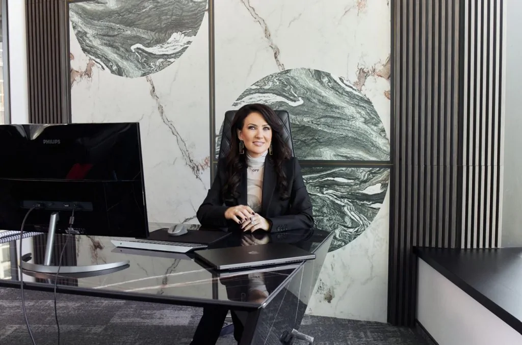 Elena Oancea: A Rapid Entrepreneurial Profile