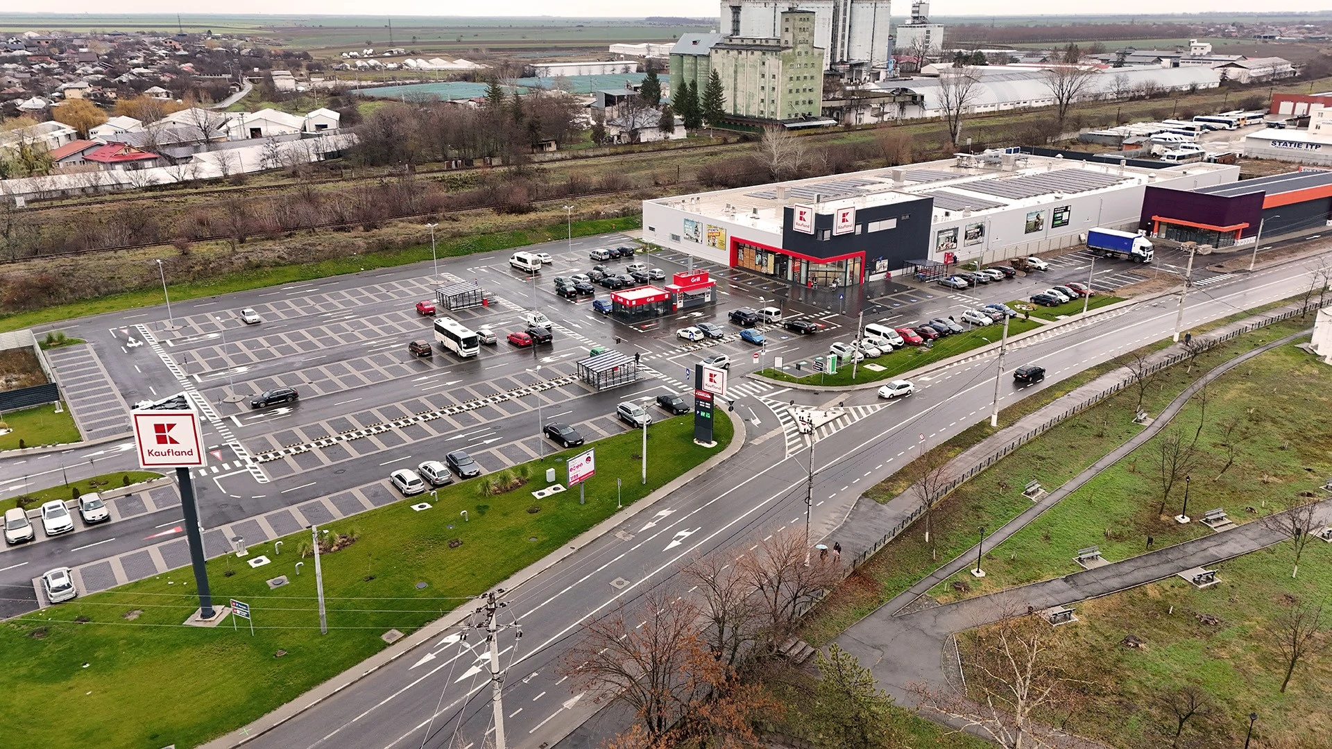 Large Food Retailer, Urziceni, Slobozia County (Urban Planning)