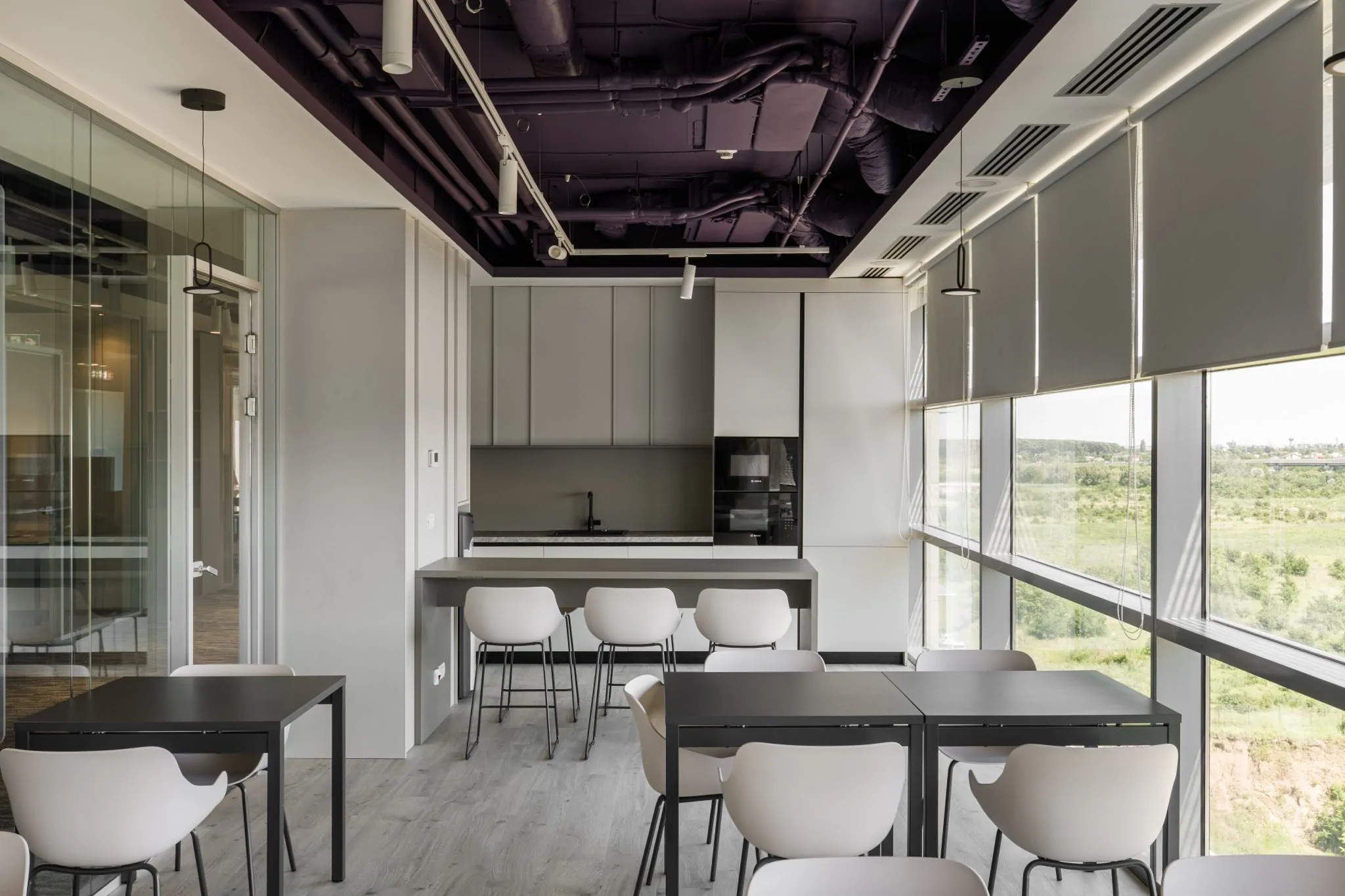 Bank Headquarters Office, Bucharest, Romania (Design)